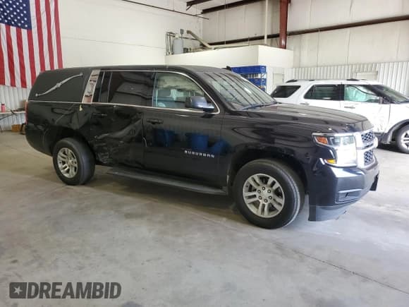 ✅ 2018 Chevrolet Suburban LS • VIN: 1GNSCGEC3JR140303 • Lot: 69944234. Listed on Copart with 48,541 mi. Free auction sales archive from the USA and detailed vehicle history report at DreamBid. Image 4.