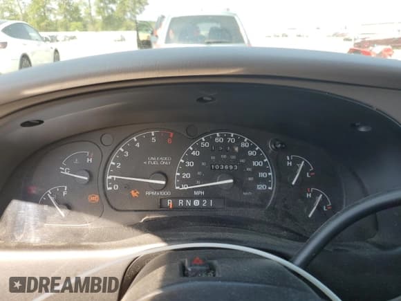 ✅ 1995 Ford Explorer Eddie Bauer • VIN: 1FMDU34X1SUB12893 • Lot: 71199735. Listed on Copart with 103,693 mi. Free auction sales archive from the USA and detailed vehicle history report at DreamBid. Image 9.