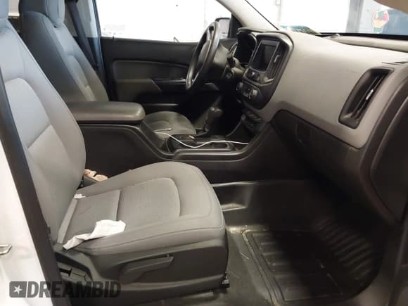 ✅ 2020 Chevrolet Colorado 4WD Work Truck • VIN: 1GCGTBEN8L1156811 • Лот: 42273222. Опубликован ранее на IAAI с пробегом 65 617 миль. Бесплатный доступ к архиву аукционных продаж из США и подробный отчёт об истории автомобиля на DreamBid. Изображение 5.