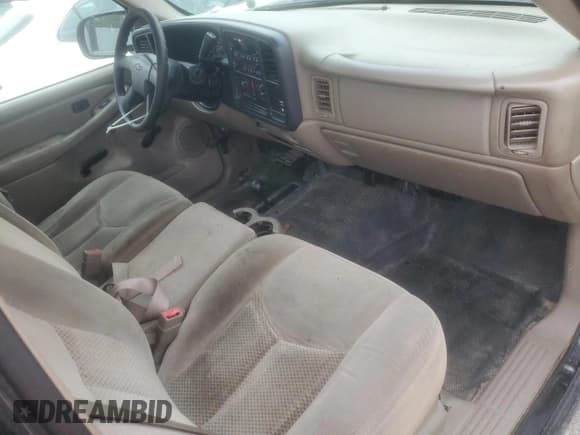 ✅ 2003 Chevrolet Silverado 1500 LS • VIN: 1GCEK14T03Z199013 • Lot: 90223635. Listed on Copart with 288,998 mi. Free auction sales archive from the USA and detailed vehicle history report at DreamBid. Image 8.