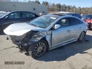 ✅ 2015 Hyundai Sonata Sport • VIN: 5NPE34AF2FH124144 • Лот: 45322143. Опубликован ранее на Copart с пробегом Не указан. Бесплатный доступ к архиву аукционных продаж из США и подробный отчёт об истории автомобиля на DreamBid. Изображение 1.