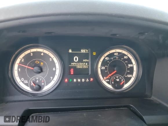 ✅ 2016 Ram 1500 Express • VIN: 1C6RR7FG4GS246078 • Lot: 91028085. Wystawiony na Copart z przebiegiem 194 315 mil. Bezpłatny archiwum sprzedaży aukcyjnych z USA i szczegółowy raport historii pojazdu na DreamBid. Zdjęcie 9.