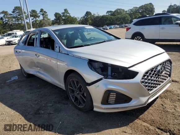 2018 Hyundai Sonata Limited with VIN 5NPE34AB8JH625674, listed as a Copart auction lot 81218415 with 88,094 mi miles and Salvage title. Bid and sale history available at DreamBid. Image 4.