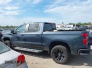 ✅ 2019 Chevrolet Silverado 1500 LT Trail Boss • VIN: 1GCPYFED4KZ427430 • Lot: 43265948. Wystawiony na IAAI z przebiegiem 124 838 mil. Bezpłatny archiwum sprzedaży aukcyjnych z USA i szczegółowy raport historii pojazdu na DreamBid. Zdjęcie 14.