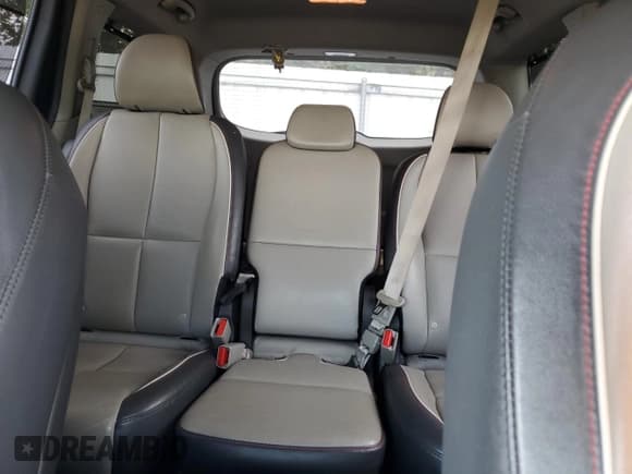 ✅ 2018 Kia Sedona LX • VIN: KNDMB5C1XJ6360498 • Лот: 67119535. Опубликован ранее на Copart с пробегом 87 920 миль. Бесплатный доступ к архиву аукционных продаж из США и подробный отчёт об истории автомобиля на DreamBid. Изображение 10.