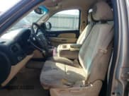 ✅ 2007 Chevrolet Tahoe LS • VIN: 1GNFC13C67J326393 • Lot: 68517995. Listed on Copart with 169,283 mi. Free auction sales archive from the USA and detailed vehicle history report at DreamBid. Image 7.