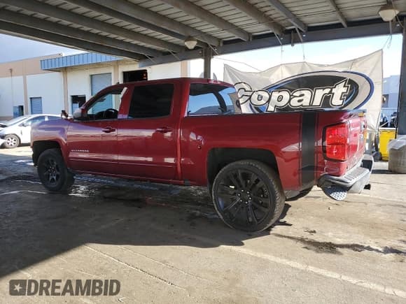 ✅ 2018 Chevrolet Silverado 1500 LT • VIN: 3GCUCRER0JG371791 • Lot: 93028885. Wystawiony na Copart z przebiegiem 115 122 mil. Bezpłatny archiwum sprzedaży aukcyjnych z USA i szczegółowy raport historii pojazdu na DreamBid. Zdjęcie 2.