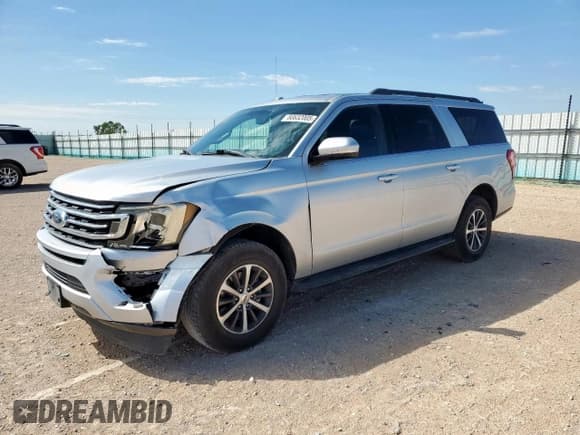 ✅ 2019 Ford Expedition Max XLT • VIN: 1FMJK1HT5KEA04033 • Лот: 80632005. Опубликован ранее на Copart с пробегом 86 301 миль. Бесплатный доступ к архиву аукционных продаж из США и подробный отчёт об истории автомобиля на DreamBid. Изображение 1.