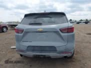 ✅ 2023 Chevrolet Blazer LT • VIN: 3GNKBHR40PS235497 • Lot: 42124586. Wystawiony na IAAI z przebiegiem 20 533 mil. Bezpłatny archiwum sprzedaży aukcyjnych z USA i szczegółowy raport historii pojazdu na DreamBid. Zdjęcie 17.