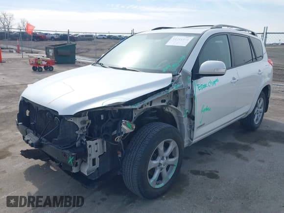 ✅ 2011 Toyota RAV4 Limited • VIN: 2T3DK4DV2BW041561 • Лот: 41711371. Опубликован ранее на IAAI с пробегом 167 855 миль. Бесплатный доступ к архиву аукционных продаж из США и подробный отчёт об истории автомобиля на DreamBid. Изображение 2.