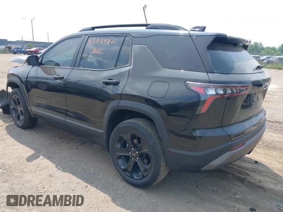 ✅ 2025 Chevrolet Equinox FWD LT • VIN: 3GNAXHEG4SL113435 • Lot: 42384801. Wystawiony na IAAI z przebiegiem 11 627 mil. Bezpłatny archiwum sprzedaży aukcyjnych z USA i szczegółowy raport historii pojazdu na DreamBid. Zdjęcie 3.