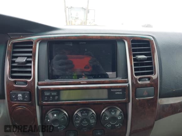 ✅ 2005 Toyota 4Runner Limited • VIN: JTEZU17R250047328 • Lot: 42358673. Listed on IAAI with 193,524 mi. Free auction sales archive from the USA and detailed vehicle history report at DreamBid. Image 12.