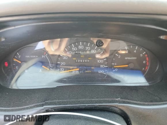 ✅ 1997 Ford Thunderbird LX • VIN: 1FALP6243VH136486 • Lot: 59196915. Listed on Copart with 129,248 mi. Free auction sales archive from the USA and detailed vehicle history report at DreamBid. Image 9.