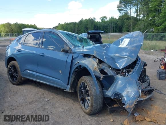 ✅ 2023 Ford Escape ST-Line Elite • VIN: 1FMCU9PA1PUB43705 • Lot: 42329103. Listed on IAAI with 27,907 mi. Free auction sales archive from the USA and detailed vehicle history report at DreamBid. Image 1.