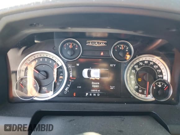 ✅ 2017 Ram 1500 Big Horn • VIN: 3C6RR7LT3HG511194 • Lot: 82661165. Listed on Copart with 135,016 mi. Free auction sales archive from the USA and detailed vehicle history report at DreamBid. Image 9.