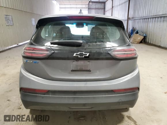 ✅ 2023 Chevrolet Bolt EV 1LT • VIN: 1G1FW6S03P4188680 • Lot: 43463155. Wystawiony na Copart z przebiegiem Nie podano. Bezpłatny archiwum sprzedaży aukcyjnych z USA i szczegółowy raport historii pojazdu na DreamBid. Zdjęcie 6.
