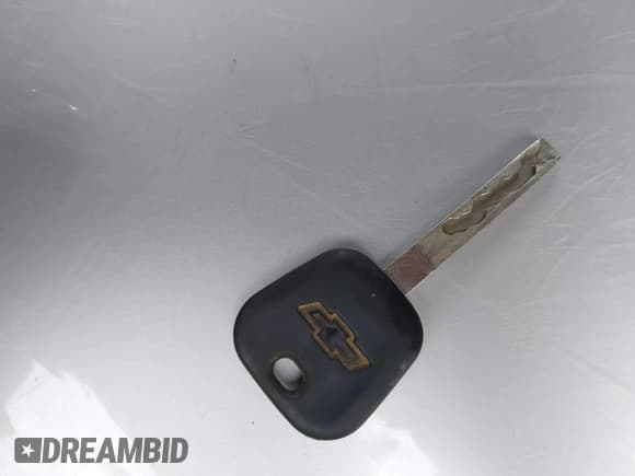 ✅ 2017 Chevrolet Silverado 2500HD Work Truck • VIN: 1GC1KUEY5HF235460 • Lot: 42482697. Listed on IAAI with Not provided. Free auction sales archive from the USA and detailed vehicle history report at DreamBid. Image 11.