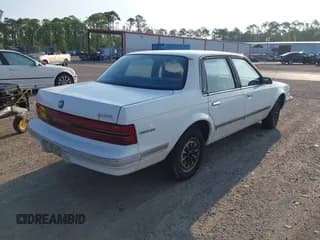 ✅ 1993 Buick Century Special • VIN: 1G4AG55NXP6436181 • Лот: 42217752. Опубликован ранее на IAAI с пробегом 116 730 миль. Бесплатный доступ к архиву аукционных продаж из США и подробный отчёт об истории автомобиля на DreamBid. Изображение 4.