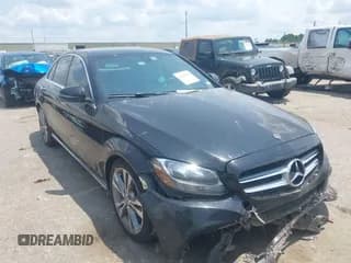 ✅ 2018 Mercedes-Benz C 300 • VIN: WDDWF4JB4JR418810 • Лот: 42929536. Опубликован ранее на IAAI с пробегом 125 003 миль. Бесплатный доступ к архиву аукционных продаж из США и подробный отчёт об истории автомобиля на DreamBid. Изображение 1.