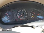 ✅ 1997 Geo Prizm LSi • VIN: 1Y1SK5266VZ410043 • Lot: 42490003. Wystawiony na IAAI z przebiegiem 143 496 mil. Bezpłatny archiwum sprzedaży aukcyjnych z USA i szczegółowy raport historii pojazdu na DreamBid. Zdjęcie 7.