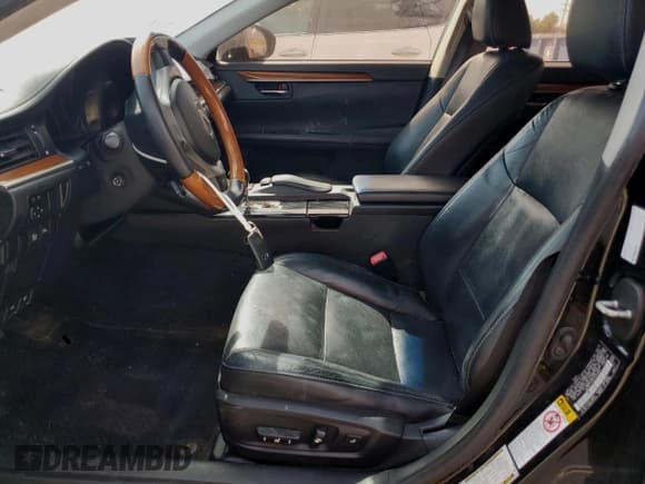 ✅ 2013 Lexus ES 300h • VIN: JTHBW1GG3D2020669 • Lot: 70580325. Listed on Copart with 244,183 mi. Free auction sales archive from the USA and detailed vehicle history report at DreamBid. Image 7.