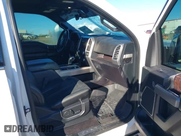 ✅ 2017 Ford F-150 XL • VIN: 1FTEW1EF5HFA07428 • Lot: 41334443. Listed on IAAI with 178,545 mi. Free auction sales archive from the USA and detailed vehicle history report at DreamBid. Image 5.