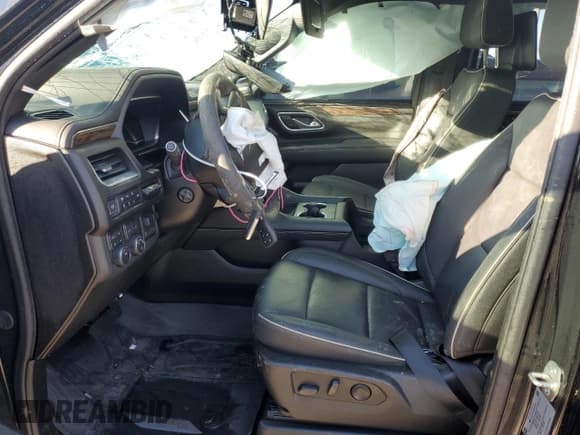 ✅ 2023 Chevrolet Suburban Premier • VIN: 1GNSKFKL9PR513242 • Lot: 84558004. Wystawiony na Copart z przebiegiem Nie podano. Bezpłatny archiwum sprzedaży aukcyjnych z USA i szczegółowy raport historii pojazdu na DreamBid. Zdjęcie 7.