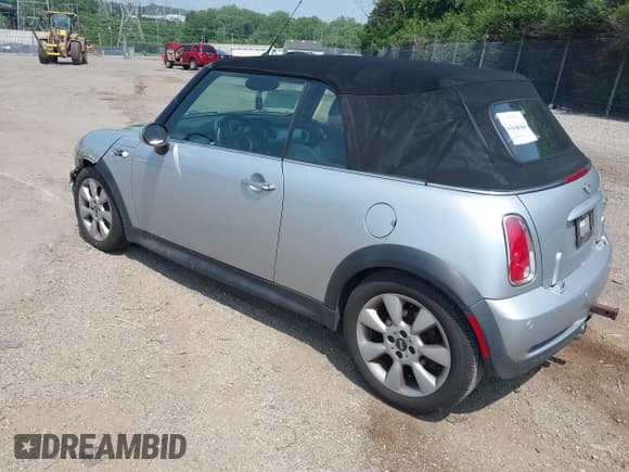 ✅ 2006 MINI Convertible S • VIN: WMWRH33546TL93272 • Lot: 42499255. Listed on IAAI with 96,444 mi. Free auction sales archive from the USA and detailed vehicle history report at DreamBid. Image 3.