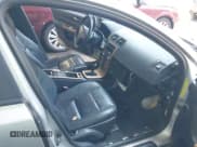 ✅ 2008 Volvo S40 2.4L • VIN: YV1MS382282382965 • Lot: 42407066. Wystawiony na IAAI z przebiegiem 194 377 mil. Bezpłatny archiwum sprzedaży aukcyjnych z USA i szczegółowy raport historii pojazdu na DreamBid. Zdjęcie 5.