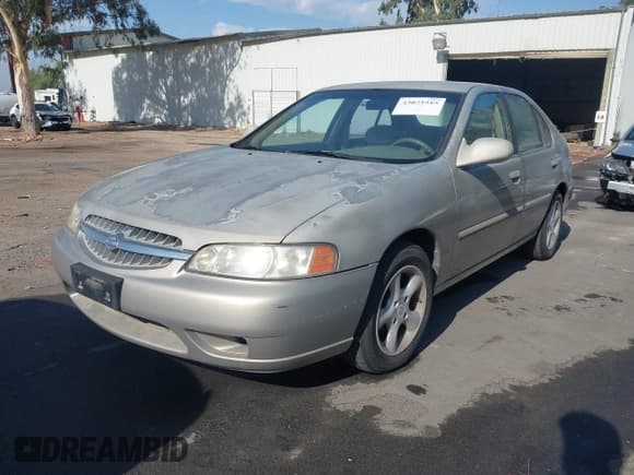 ✅ 2000 Nissan Altima XE • VIN: 1N4DL01D7YC240026 • Лот: 43071515. Опубликован ранее на IAAI с пробегом 90 893 миль. Бесплатный доступ к архиву аукционных продаж из США и подробный отчёт об истории автомобиля на DreamBid. Изображение 2.