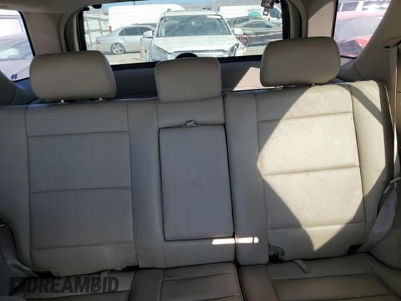 ✅ 2005 Kia Sorento LX • VIN: KNDJD733755496805 • Лот: 81698795. Опубликован ранее на Copart с пробегом 144 366 миль. Бесплатный доступ к архиву аукционных продаж из США и подробный отчёт об истории автомобиля на DreamBid. Изображение 10.