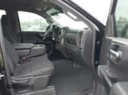 ✅ 2021 Chevrolet Silverado 1500 Custom Trail Boss • VIN: 1GCPYCEF4MZ280352 • Lot: 43280365. Wystawiony na IAAI z przebiegiem 100 715 mil. Bezpłatny archiwum sprzedaży aukcyjnych z USA i szczegółowy raport historii pojazdu na DreamBid. Zdjęcie 5.