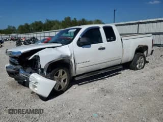 ✅ 2009 Chevrolet Silverado 1500 LT • VIN: 1GCEC29J19Z176259 • Lot: 82163185. Wystawiony na Copart z przebiegiem 206 280 mil. Bezpłatny archiwum sprzedaży aukcyjnych z USA i szczegółowy raport historii pojazdu na DreamBid. Zdjęcie 1.