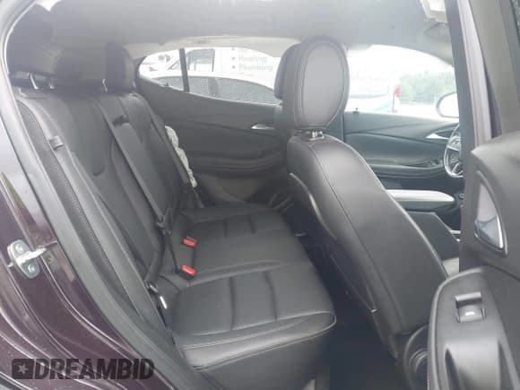 ✅ 2020 Buick Encore GX Essence • VIN: KL4MMFSLXLB119872 • Лот: 42973046. Опубликован ранее на IAAI с пробегом 69 562 миль. Бесплатный доступ к архиву аукционных продаж из США и подробный отчёт об истории автомобиля на DreamBid. Изображение 8.