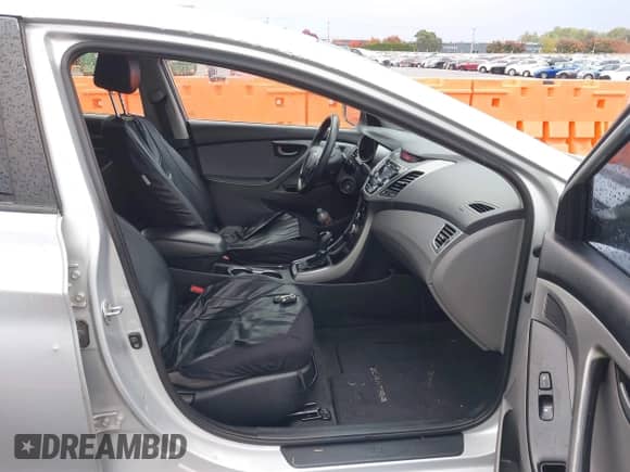 2016 Hyundai Elantra SE с VIN KMHDH4AE1GU483699, выставлен на аукционе IAAI как лот 43611187 с пробегом 183 463 миль миль и . История ставок и продаж доступна на DreamBid. Изображение 5.