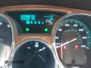 ✅ 2010 Buick Enclave CX • VIN: 5GALRAED2AJ103650 • Lot: 42497304. Wystawiony na IAAI z przebiegiem 98 620 mil. Bezpłatny archiwum sprzedaży aukcyjnych z USA i szczegółowy raport historii pojazdu na DreamBid. Zdjęcie 15.