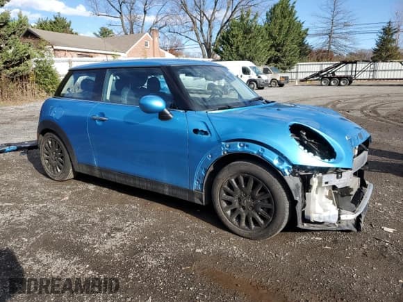✅ 2016 MINI Hardtop • VIN: WMWXP5C54G3B14817 • Lot: 91665215. Listed on Copart with 78,197 mi. Free auction sales archive from the USA and detailed vehicle history report at DreamBid. Image 4.