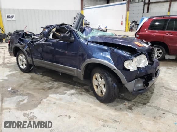 ✅ 2003 Ford Explorer XLT • VIN: 1FMZU73WX3UC34465 • Lot: 51679395. Listed on Copart with Not provided. Free auction sales archive from the USA and detailed vehicle history report at DreamBid. Image 4.