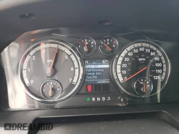 ✅ 2010 Dodge 1500 ST • VIN: 1D7RB1GP6AS194989 • Лот: 83626264. Размещён на Copart с пробегом 141 080 миль миль. Получите бесплатный доступ к архиву аукционных продаж из США и посмотрите подробный отчёт об истории автомобиля на DreamBid. Изображение 9.