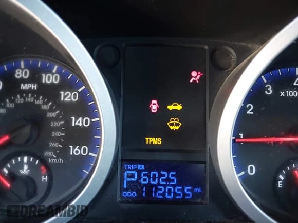 ✅ 2010 Hyundai Genesis Coupe Track • VIN: KMHHU6KH2AU010760 • Lot: 42688972. Wystawiony na IAAI z przebiegiem 112 055 mil. Bezpłatny archiwum sprzedaży aukcyjnych z USA i szczegółowy raport historii pojazdu na DreamBid. Zdjęcie 15.