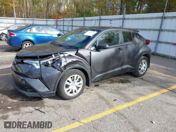 ✅ 2019 Toyota C-HR XLE • VIN: NMTKHMBX0KR071474 • Lot: 43539126. Listed on IAAI with 94,789 mi. Free auction sales archive from the USA and detailed vehicle history report at DreamBid. Image 19.