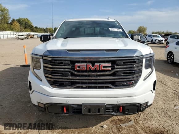 ✅ 2023 GMC Sierra 1500 AT4 • VIN: 1GTUUEE80PZ136104 • Lot: 83977275. Listed on Copart with 32,748 mi. Free auction sales archive from the USA and detailed vehicle history report at DreamBid. Image 5.