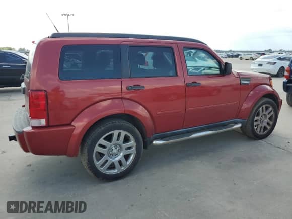 2011 Dodge Nitro Heat with VIN 1D4PT4GX7BW508596, listed as a Copart auction lot 68854284 with 120,298 mi miles and Clean title. Bid and sale history available at DreamBid. Image 3.