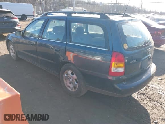 ✅ 2002 Saturn LW • VIN: 1G8JW84R82Y529396 • Лот: 41433535. Опубликован ранее на IAAI с пробегом 174 470 миль. Бесплатный доступ к архиву аукционных продаж из США и подробный отчёт об истории автомобиля на DreamBid. Изображение 3.