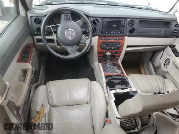 ✅ 2006 Jeep Commander Limited • VIN: 1J8HG58N86C153589 • Lot: 81671825. Listed on Copart with 205,786 mi. Free auction sales archive from the USA and detailed vehicle history report at DreamBid. Image 8.