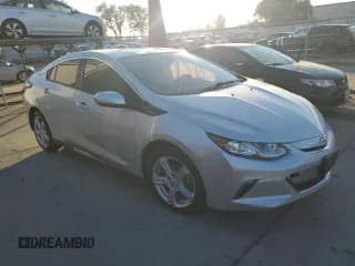 ✅ 2017 Chevrolet Volt LT • VIN: 1G1RC6S55HU108945 • Lot: 82680434. Wystawiony na Copart z przebiegiem Nie podano. Bezpłatny archiwum sprzedaży aukcyjnych z USA i szczegółowy raport historii pojazdu na DreamBid. Zdjęcie 4.