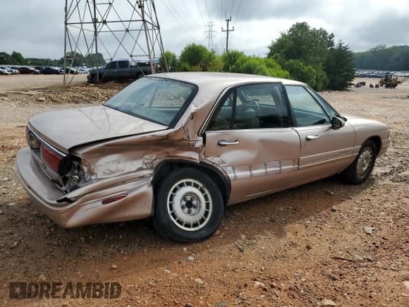 ✅ 1998 Buick LeSabre Limited • VIN: 1G4HR52K4WH513374 • Лот: 60966525. Опубликован ранее на Copart с пробегом 134 877 миль. Бесплатный доступ к архиву аукционных продаж из США и подробный отчёт об истории автомобиля на DreamBid. Изображение 3.