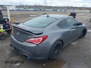 ✅ 2015 Hyundai Genesis Coupe R-Spec • VIN: KMHHU6KJ1FU127286 • Lot: 41733595. Wystawiony na IAAI z przebiegiem 98 296 mil. Bezpłatny archiwum sprzedaży aukcyjnych z USA i szczegółowy raport historii pojazdu na DreamBid. Zdjęcie 4.