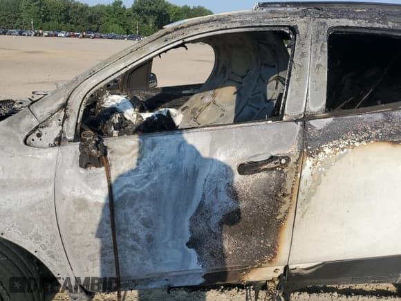 ✅ 2021 Buick Encore Preferred • VIN: KL4CJESB1MB352515 • Лот: 67888075. Опубликован ранее на Copart с пробегом Не указан. Бесплатный доступ к архиву аукционных продаж из США и подробный отчёт об истории автомобиля на DreamBid. Изображение 7.