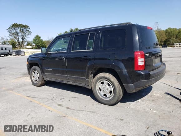 ✅ 2013 Jeep Patriot Sport • VIN: 1C4NJPBA4DD272485 • Лот: 73964704. Опубликован ранее на Copart с пробегом 172 238 миль. Бесплатный доступ к архиву аукционных продаж из США и подробный отчёт об истории автомобиля на DreamBid. Изображение 2.